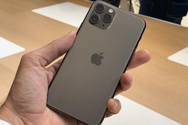 Thay kính lưng điện thoại iPhone 11 Pro Hải Phòng